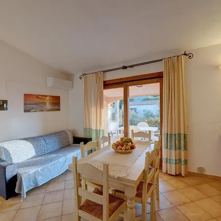 The Fantastic Resid Badus T6sv 2bedapt Sleeps 6 Apartment Badesi
