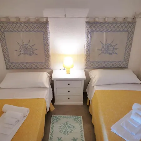 The Fantastic Resid Badus T6sv 2bedapt Sleeps 6 * Badesi